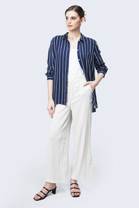 Kemeja Lengan Panjang Gillian Navy White