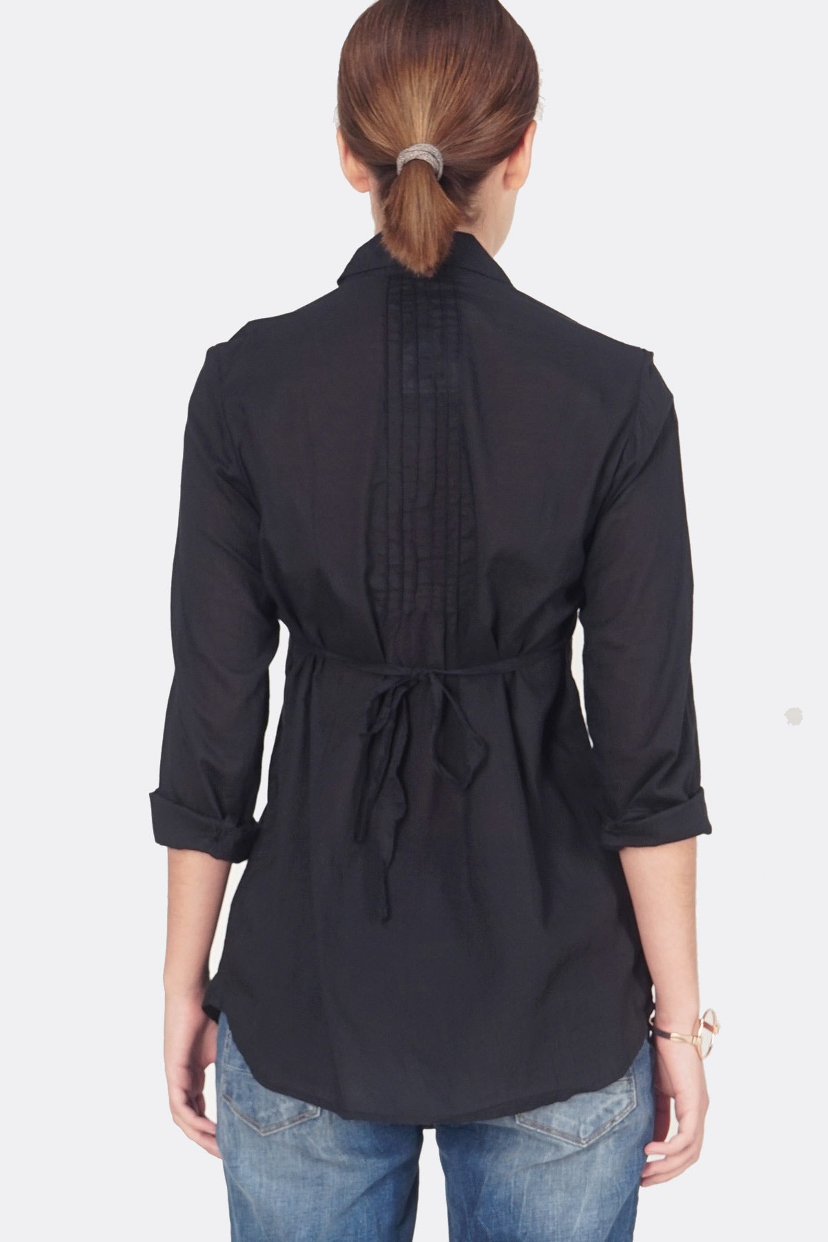 Kemeja Lengan Panjang Solid Black Muchy Pintuck
