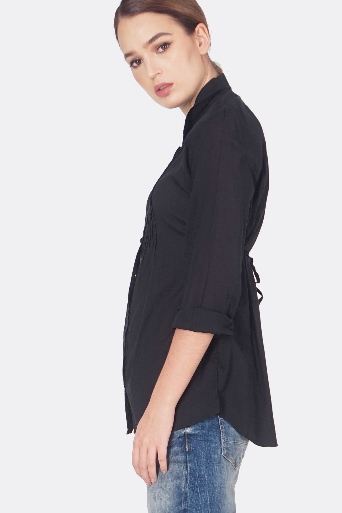Kemeja Lengan Panjang Solid Black Muchy Pintuck