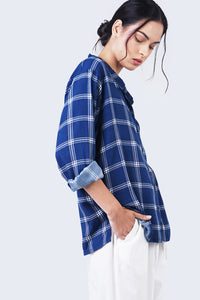 Kemeja Lengan Panjang Ufara Navy White