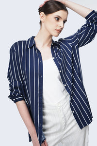 Kemeja Lengan Panjang Gillian Navy White