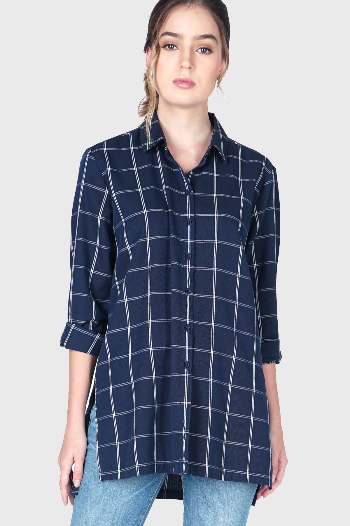 Kemeja Lengan Panjang Ishid Navy White