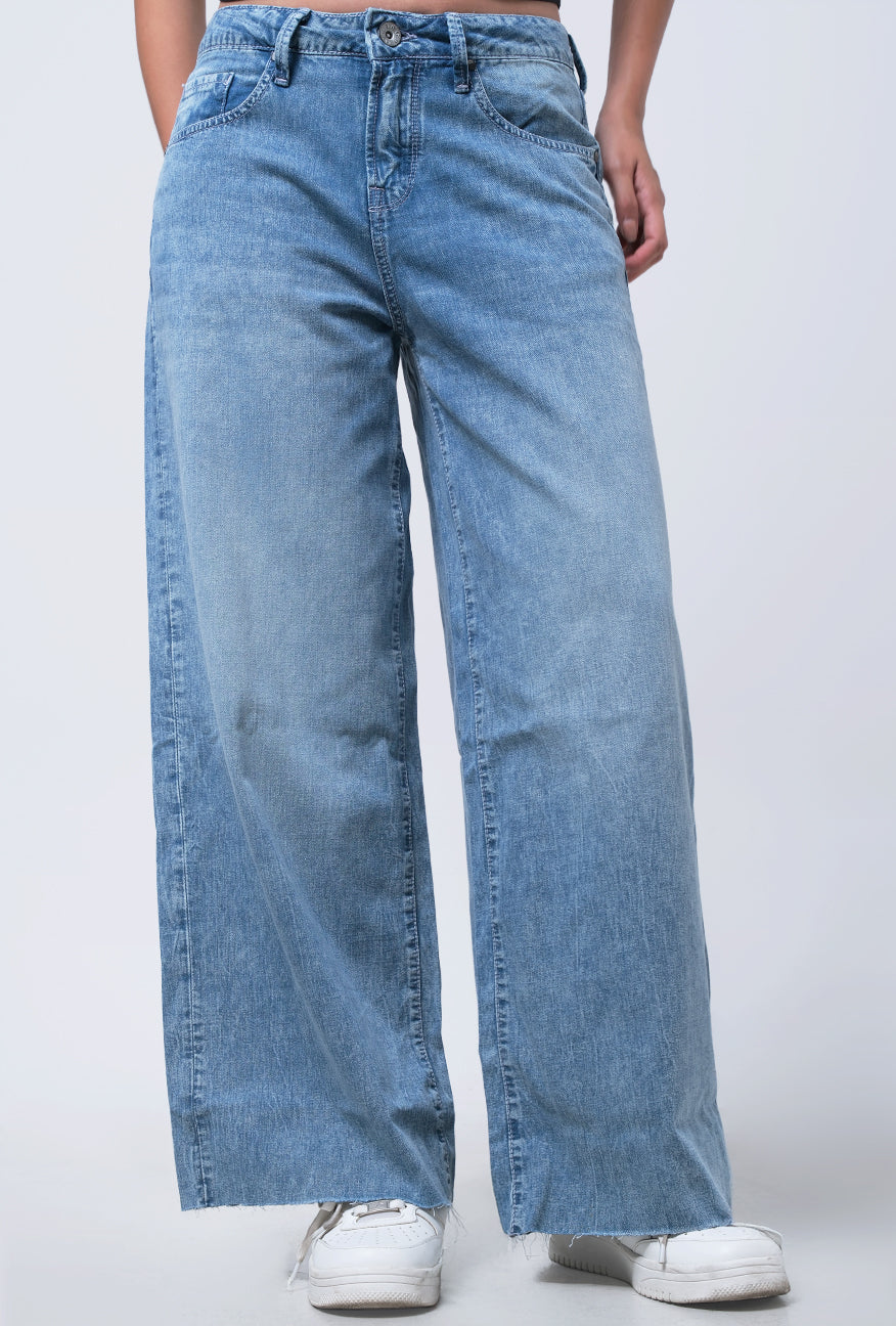 Jeans Camilla Light Blue Exclusive Online