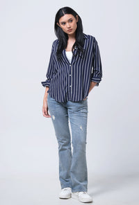 Kemeja Lengan Panjang Qreane Navy White