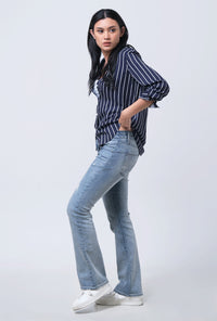 Kemeja Lengan Panjang Qreane Navy White
