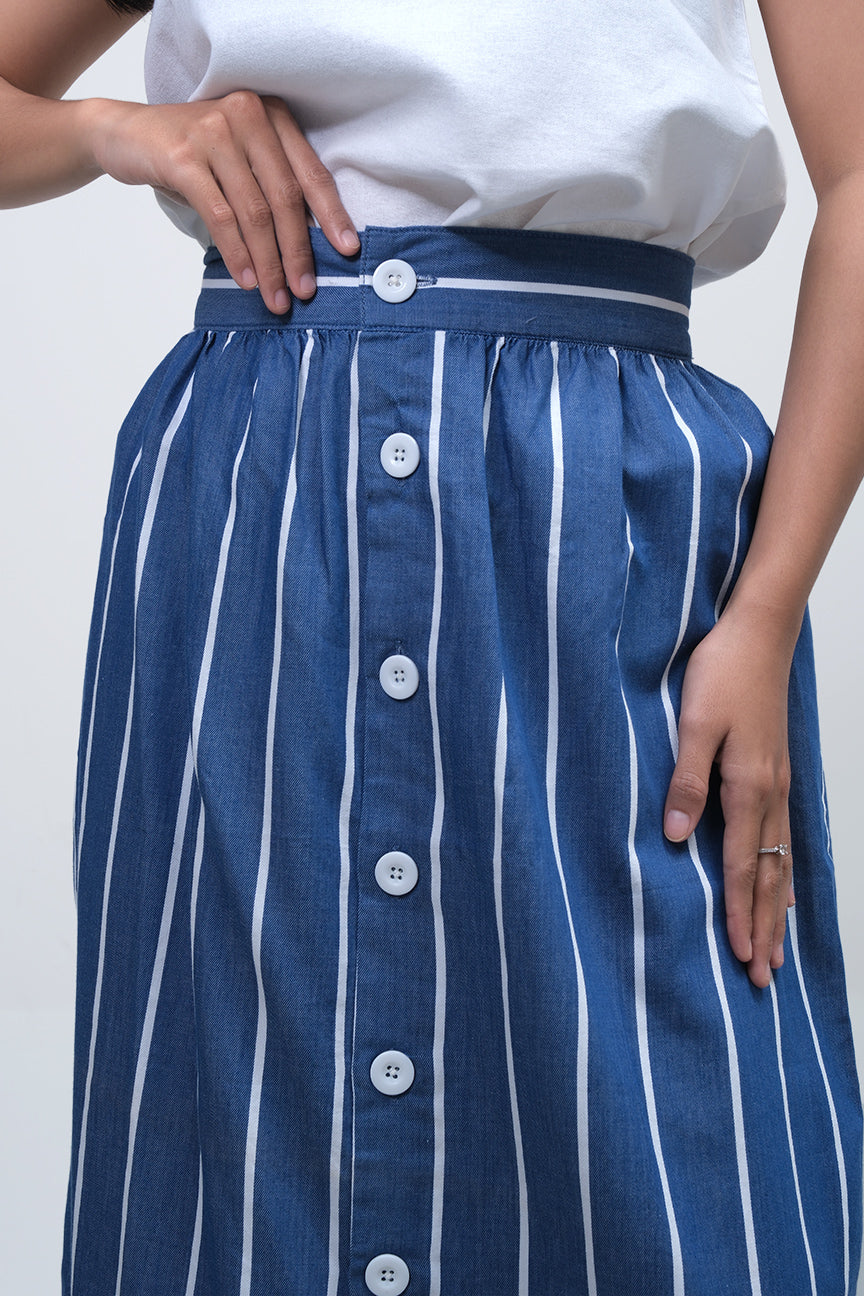 Rok Pendek Allura Navy White Online