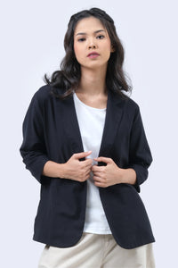 Outer Calliope Black