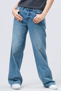 Jeans Loose Fit J7 Series Light Blue