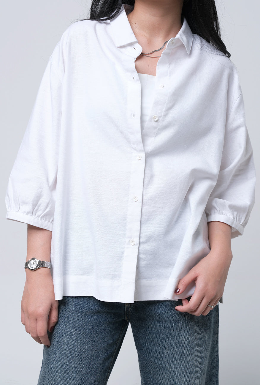 Kemeja Davisca White