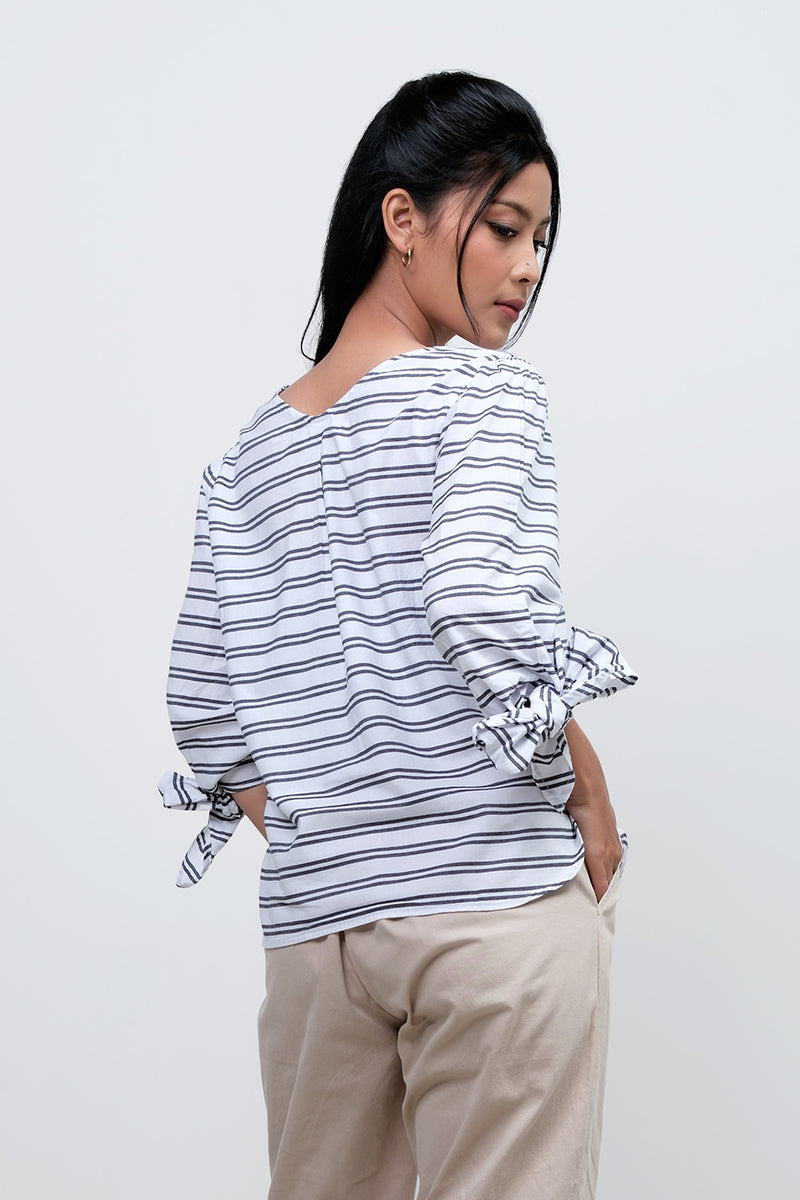 Kemeja Lengan Panjang Delilah White Black