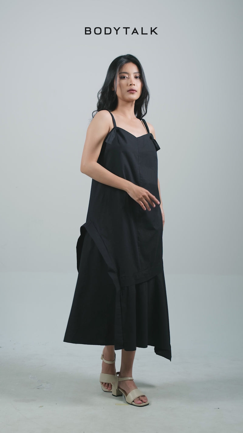 Dress Tanpa Lengan Lynleigh Black